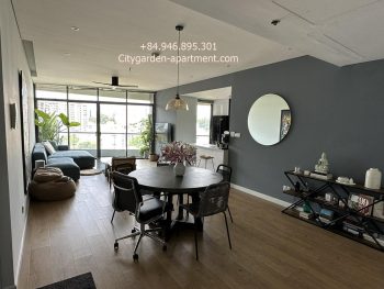 Beautiful spacious 2 bedroom City Garden for rent