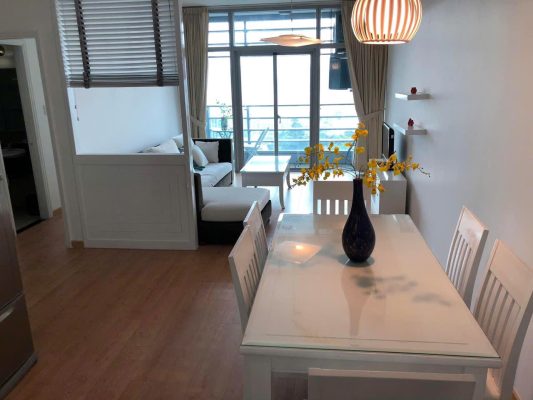 Sailing tower apartment for rent